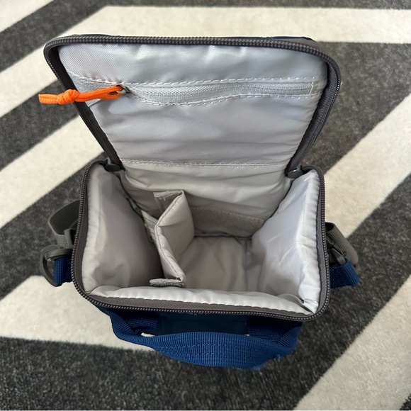 Lowepro Toploader Zoom 45 AW II Camera Bag - Picture 5 of 7